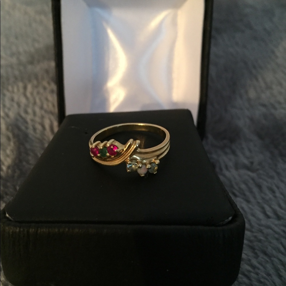 GENUINE BIRTHSTONE YELLOW GOLD RING  6